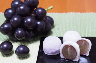 ぶどう大福(紫)